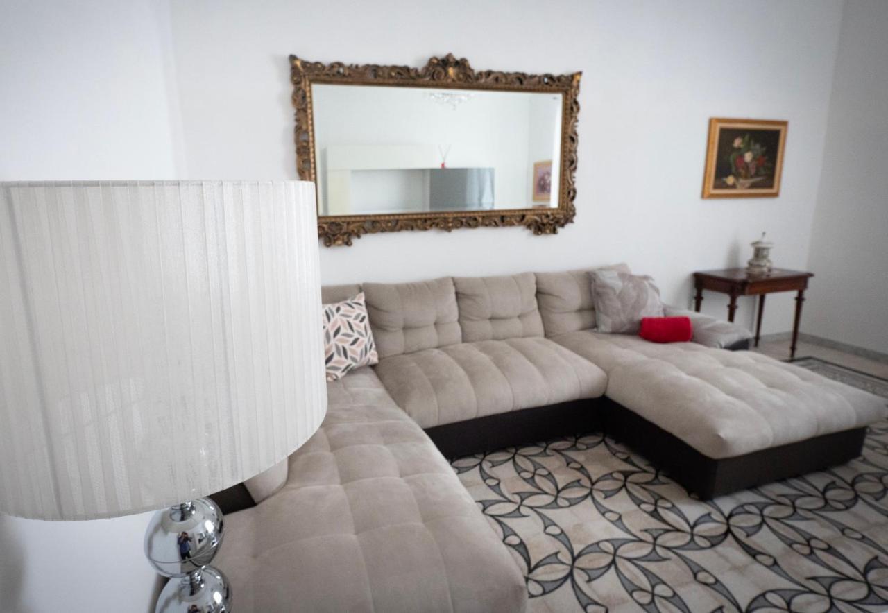 Apartament Regina Di Cuori Mola di Bari Zewnętrze zdjęcie