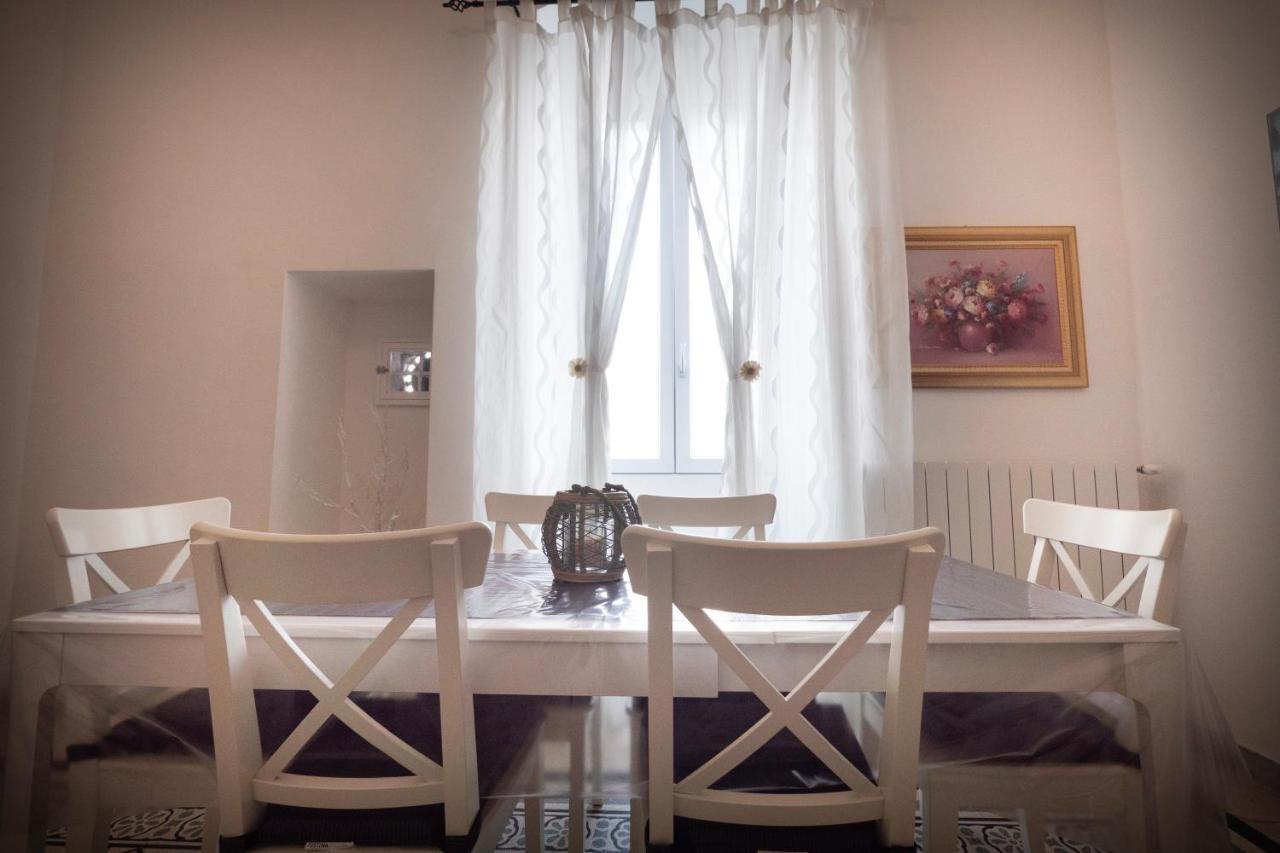 Apartament Regina Di Cuori Mola di Bari Zewnętrze zdjęcie